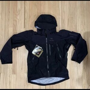 Arcteryx Theta AR Jacket Men's Black Vintage Ski Snowboard NWT